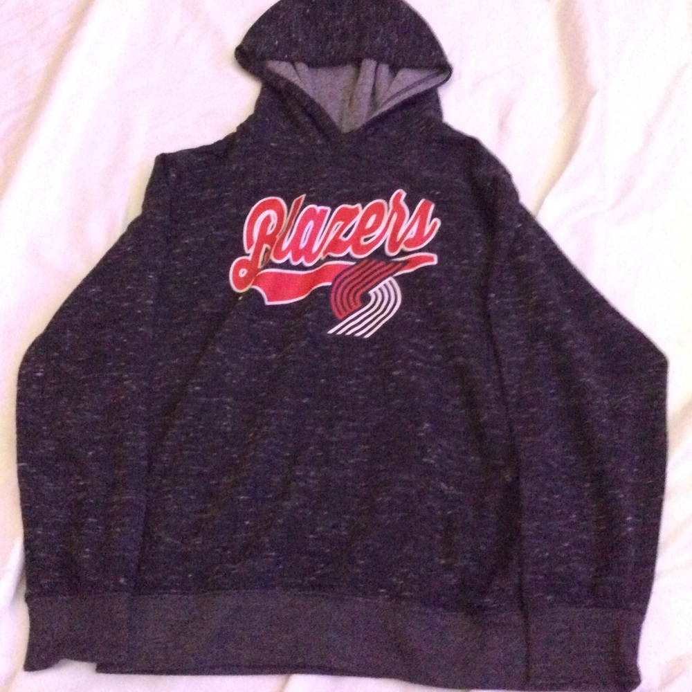 sports team sweatshirt